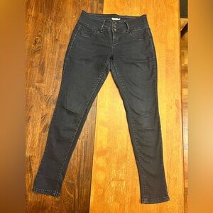 Women’s denim jeans size 6